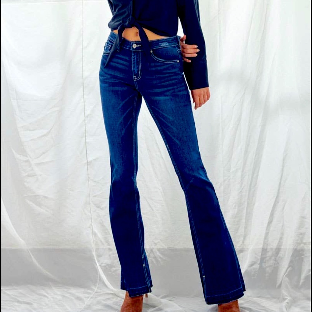 NWT Kancan ASHLEY MID RISE FLARE